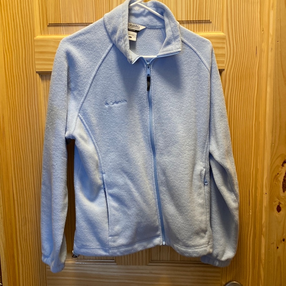 Like new baby blue Columbia front zip jacket